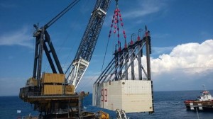 Buoys positioned on the grommets for Costa Concordia