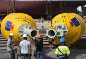 Oceanological buoys for an innovative Wavepiston project in Gran Canaria